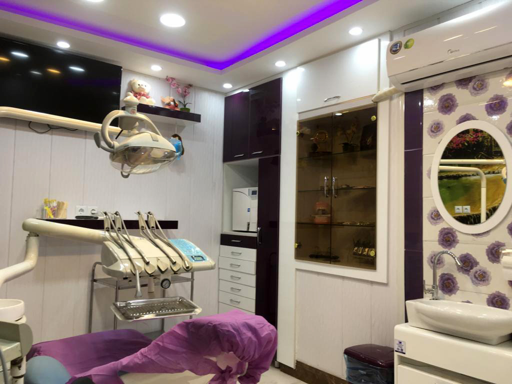 دکتر زهرا معینی دندانپزشک بوشهر